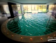 Hotel Antares - בית מלון באגם גרדה