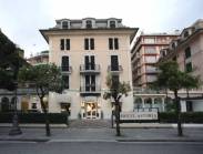 Hotel Astoria - בית מלון הריביירה האיטלקית