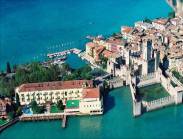 Hotel Porto Azzuro - בית מלון באגם גרדה