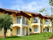 Montecolo Resort - כפר נופש באגם גרדה