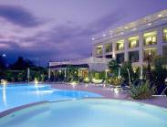 Palace Hotel - בית מלון באגם גרדה