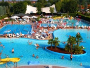 Bella Italia - כפר נופש באגם גרדה