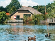 כפר נופש בהולנד לנדל  De Veluwse Hoevegaerde