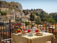 ערים ועיירות בסיציליה וסרדיניה